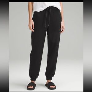 Lululemon Scuba High Rise Relaxed Jogger *Full Length